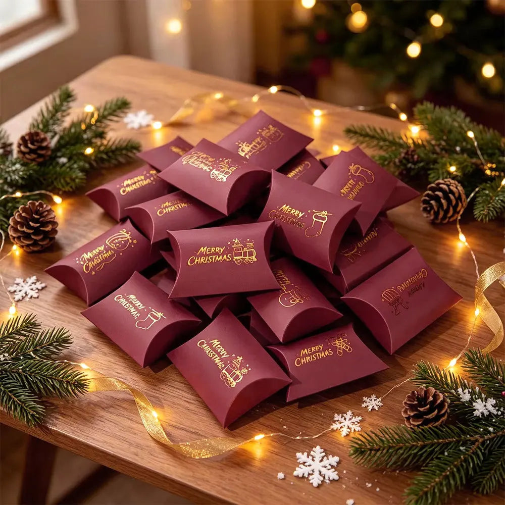 18pcs Christmas Red Pillow Gift Box Gold Foil Snowman Paper Candy Cookie Box Merry Xmas Party Favor Wrapping Supplies